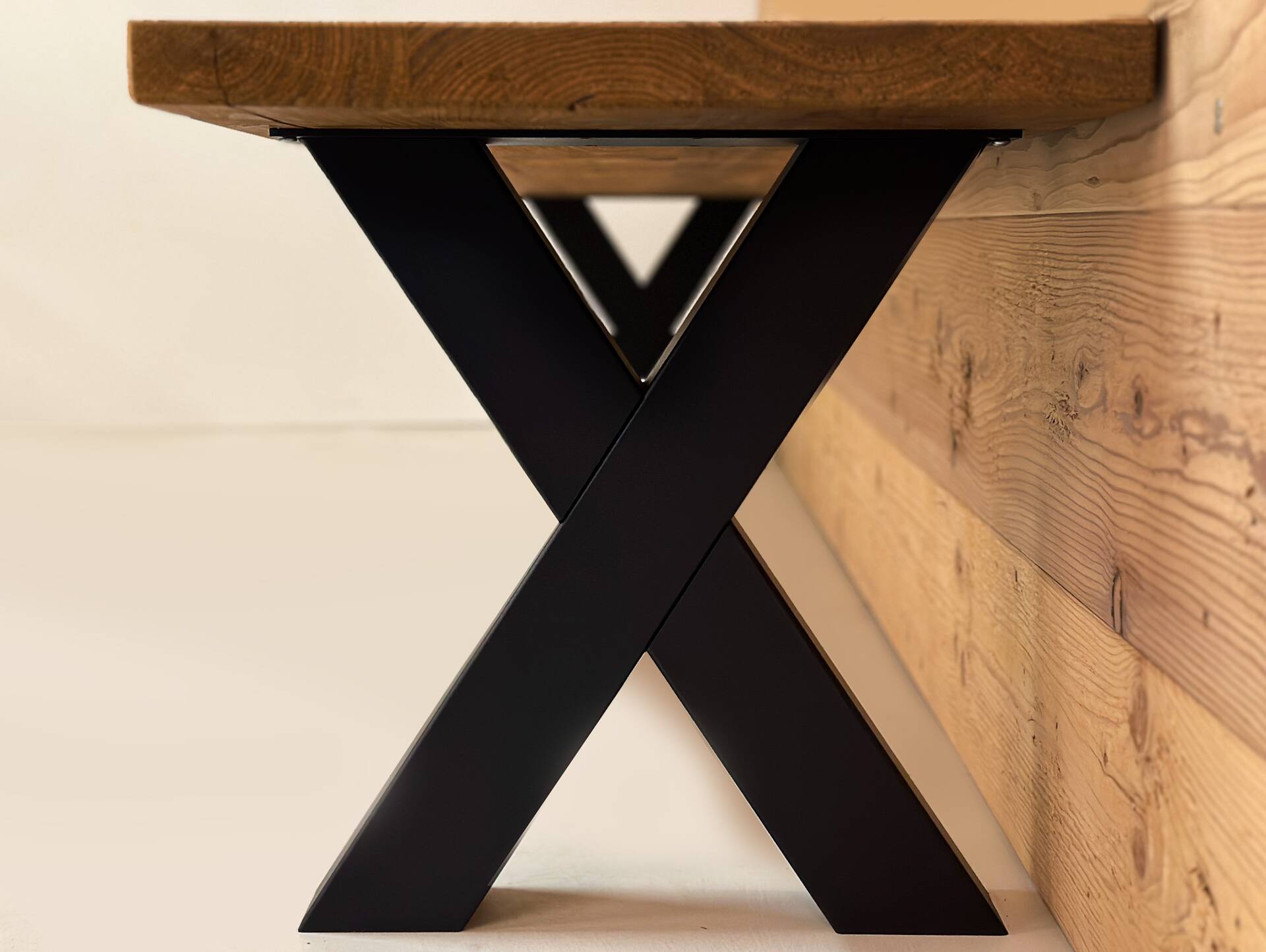 ALABAMA Sitzbank mit X-Beinen, Altholzoptik, Material Massivholz, THERMO-Fichte lackiert 180 cm | ohne Rückenlehne | vintage