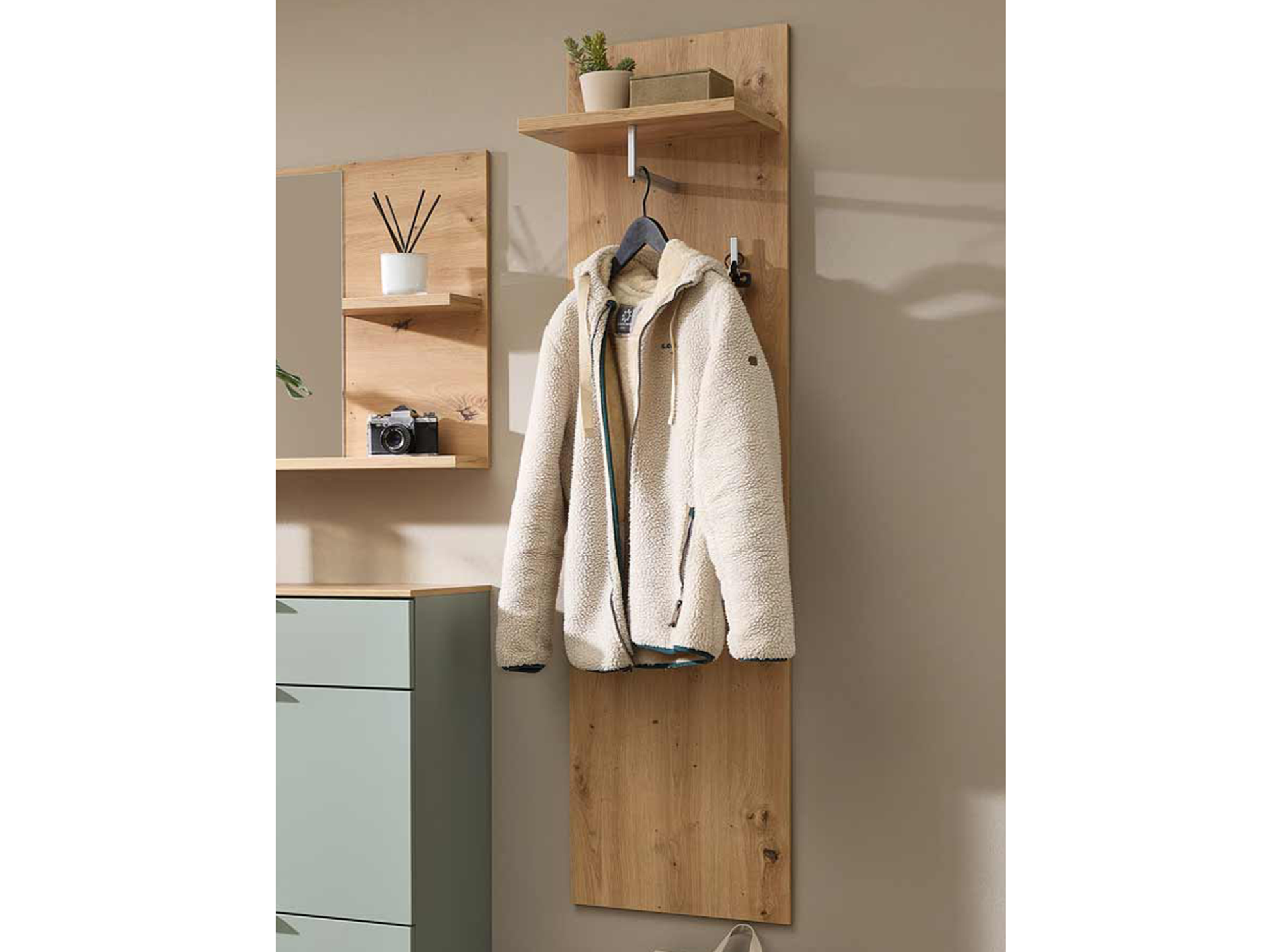 BAJA Garderobenpaneel, Material MDF, Artisan Eiche Nachbildung 