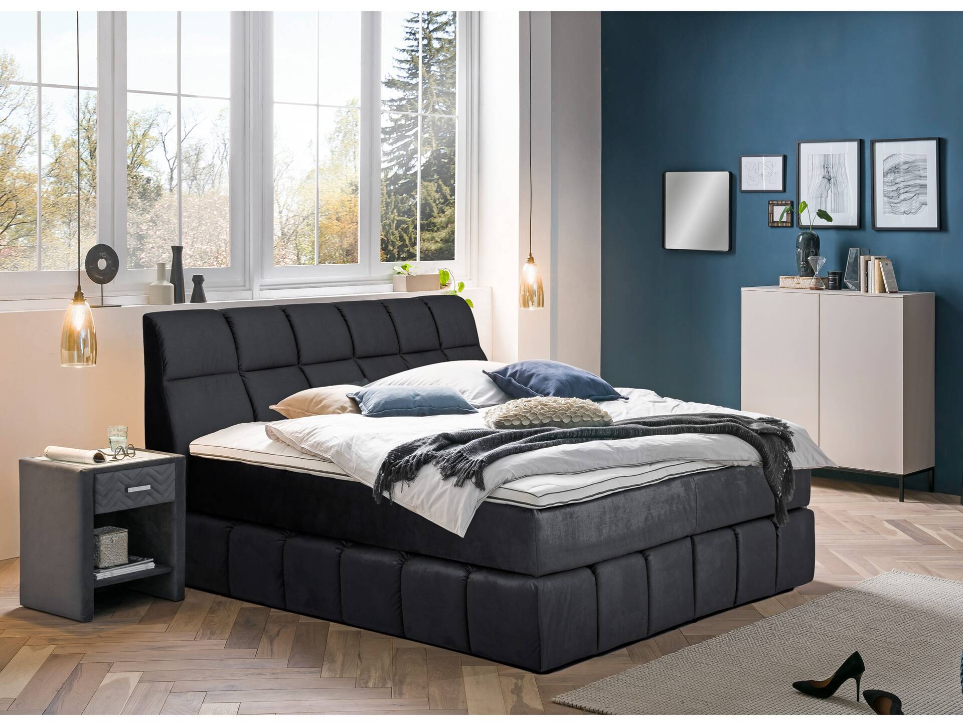 DELINA Boxspringbett mit gestepptem Kopfteil, Velourstoff 