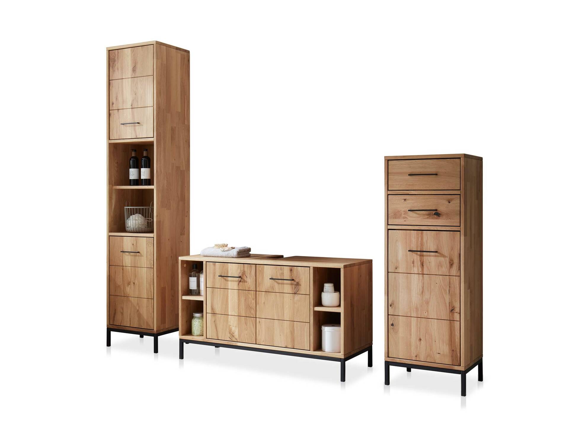 BOLTON Hochschrank I, Material Massivholz, Wildeiche geölt 