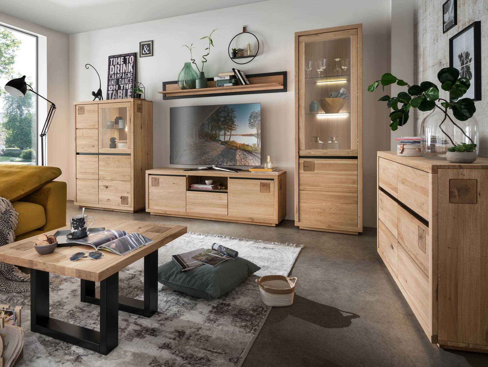 CALDERA Sideboard I, Material Massivholz, Wildeiche geölt 