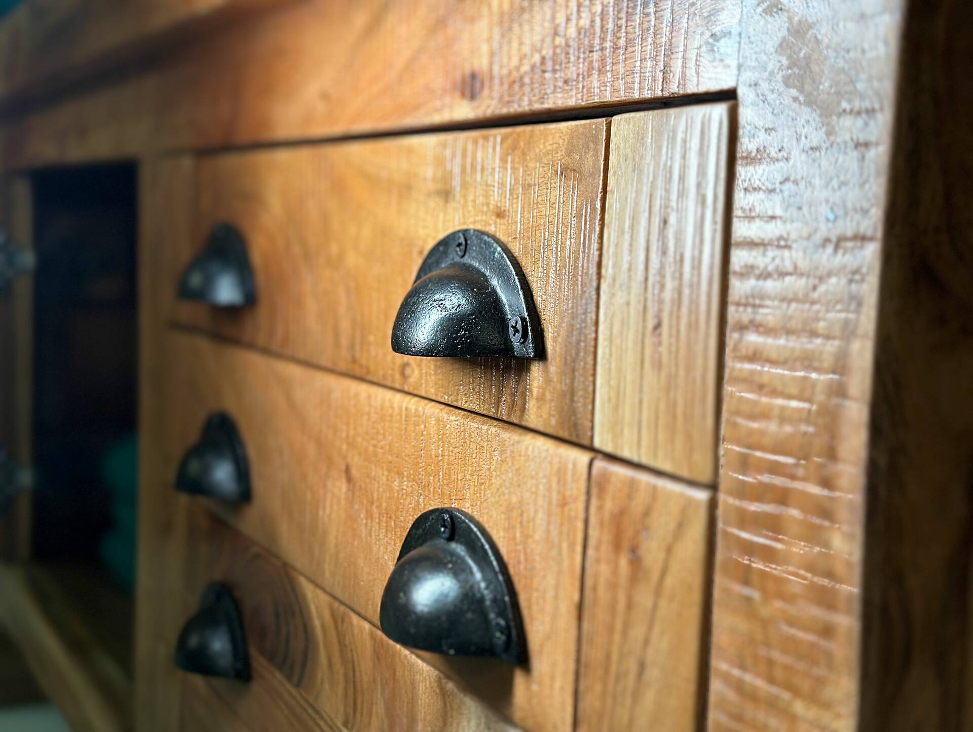 WINCHESTER Waschbeckenunterschrank II, Material Massivholz, Mango rustikal 