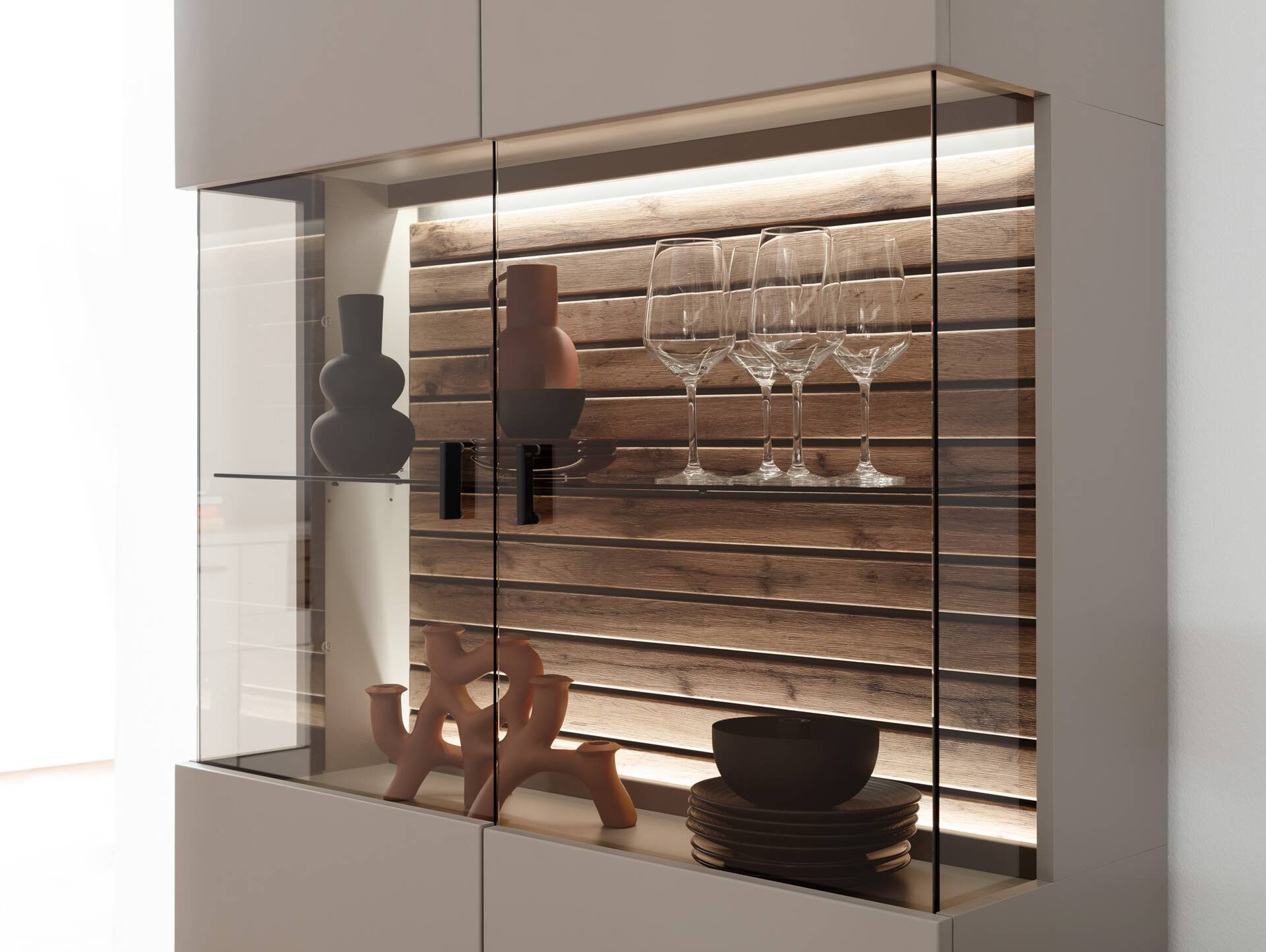 LUZERN Vitrine, Material Dekorspanplatte, basaltfarbig/eichefarbig 