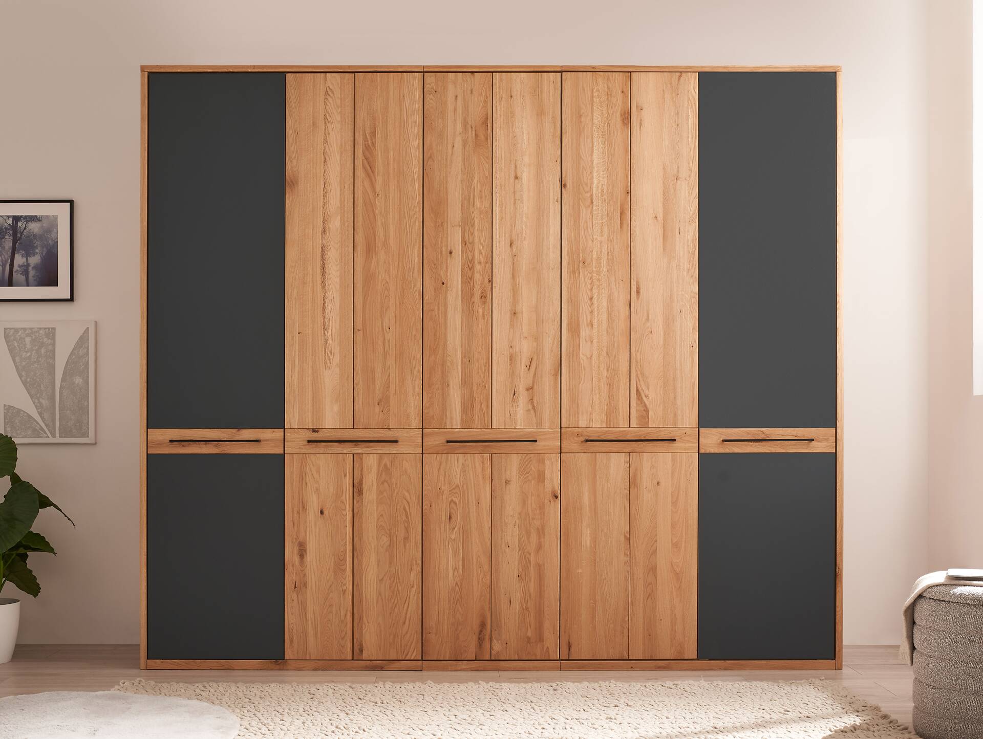 FLORENZ Kleiderschrank 5-türig, Material Teilmassiv Wildeiche/Anthrazit