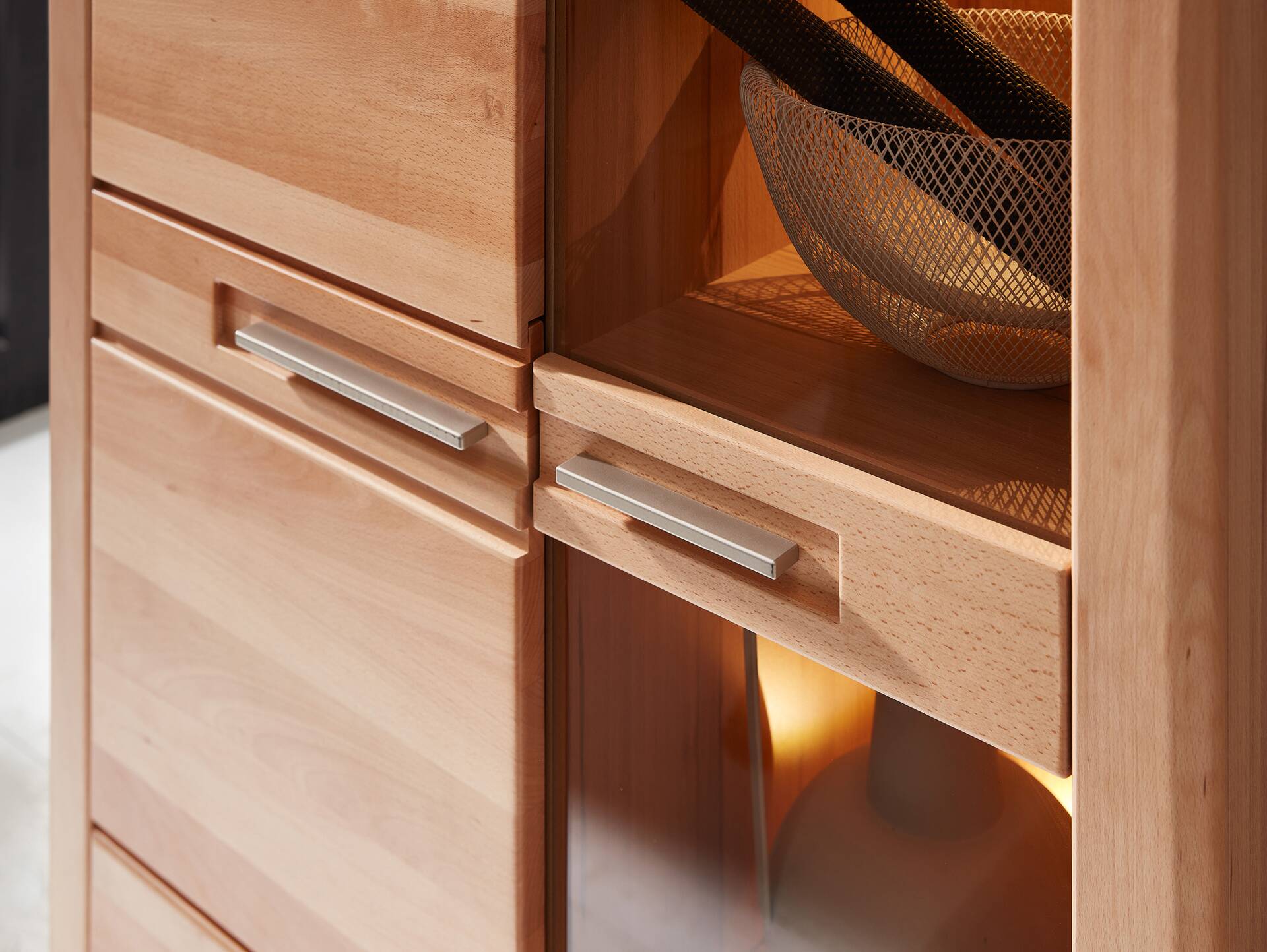 NESTOR ONE Highboard, Material Teilmassiv, Kernbuche lackiert 