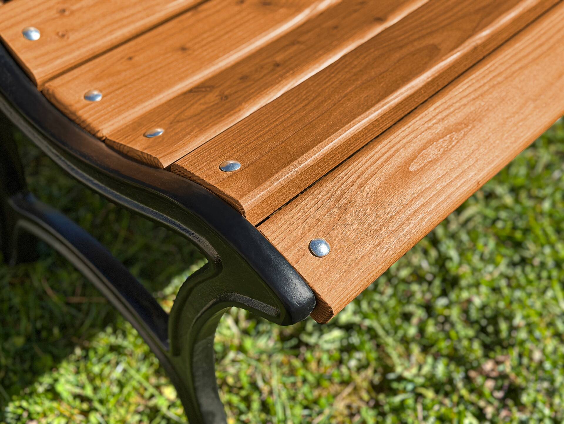 GUSTL Gartenbank, Material Massivholz Lärche, Metallgestell Schwarz 180 cm