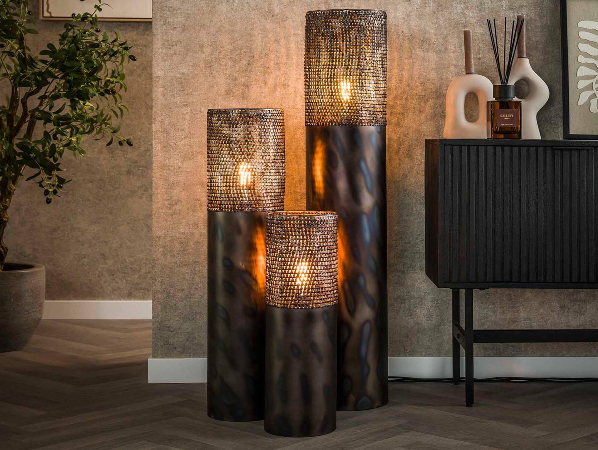 JORIS Stehlampe klein, 1-flammig, Material Metall, schwarzbraun 