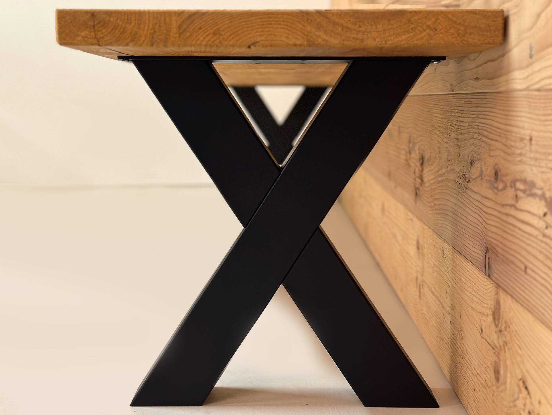 ALABAMA Sitzgarnitur mit X-Beinen, Altholzoptik, Material Massivholz, THERMO-Fichte lackiert 240 cm | ohne Rückenlehne