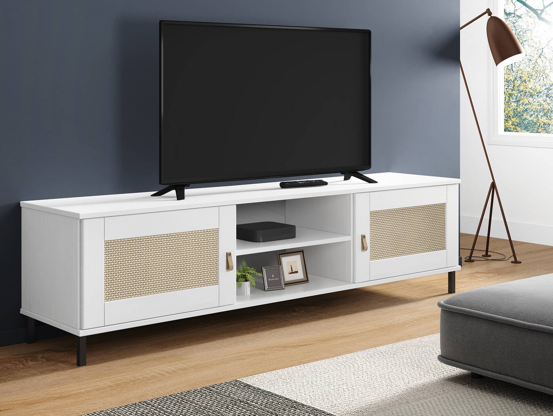 CINOY TV-Board II, Material Massivholz, Kiefer lackiert weiss