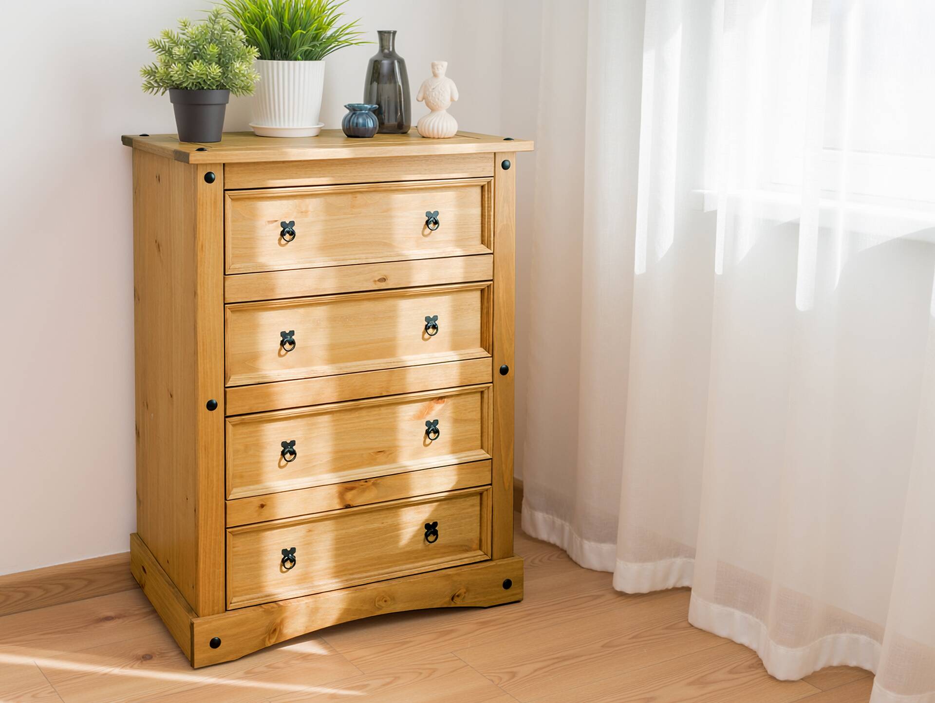 CORTON Kommode 4 SK, Material Massivholz Kiefer gewachst Honigfarbig