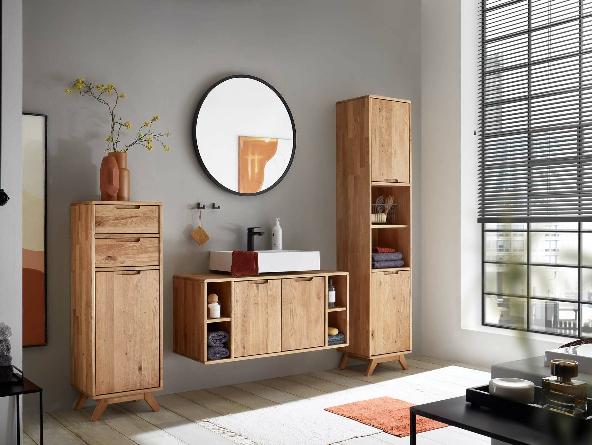 LEONARD Midi-Schrank I, Material Massivholz, Wildeiche geölt 