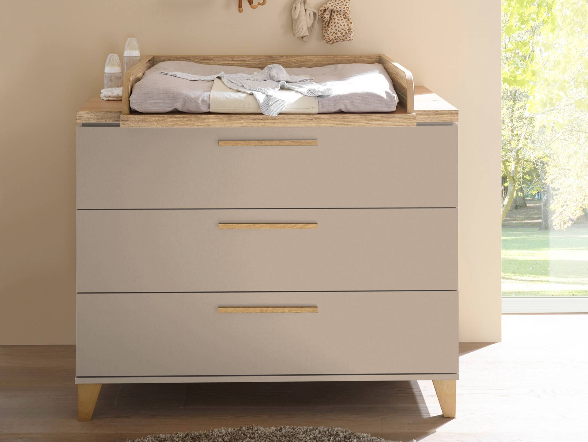 LENI Komplett-Babyzimmer, Material Spanplatte, Kaschmir/Eichefarbig 