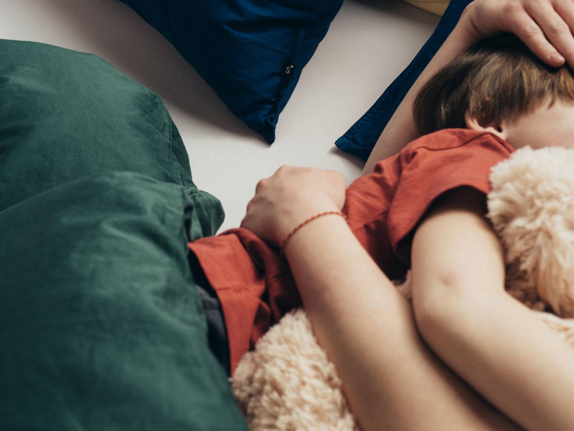 Schlafgut MINI Spannbetttuch/Spannbettlaken für Baby-Matratze, 60x120 - 140x70 cm,100% Baumwolle Beige