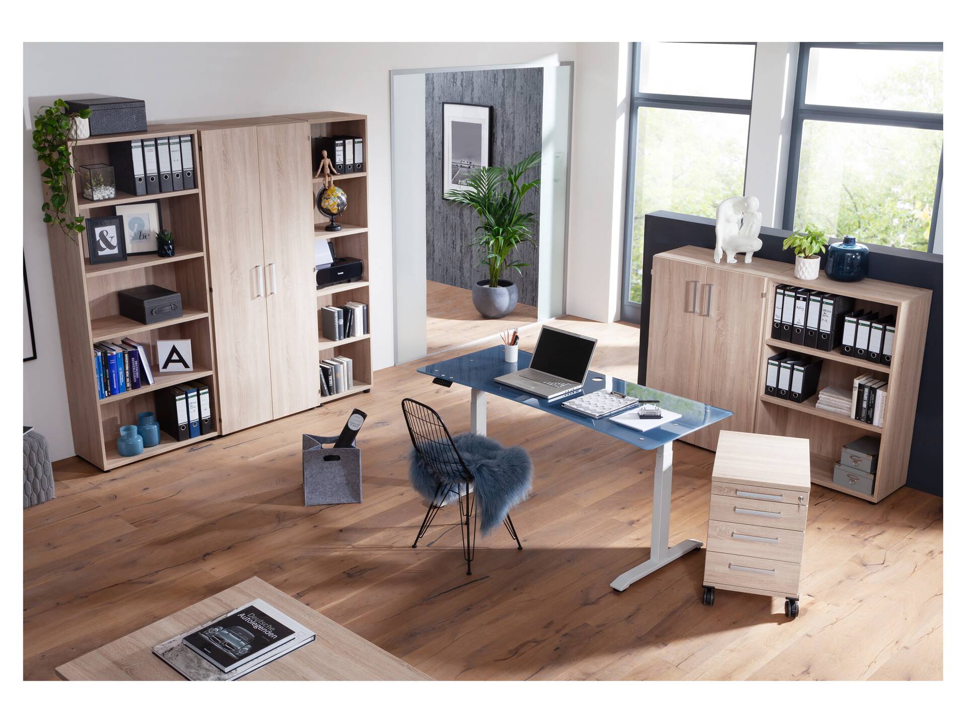 OFFICE ONE elektrisch höhenverstellbarer Schreibtisch / Stehtisch, Material Dekorspanplatte 200 x 80 cm | Eiche sonomafarbig | grau