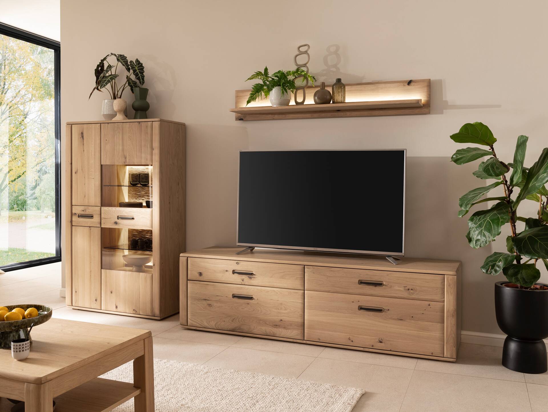 ASKARO Highboard I, Material Teilmassiv, Balkeneiche geölt 