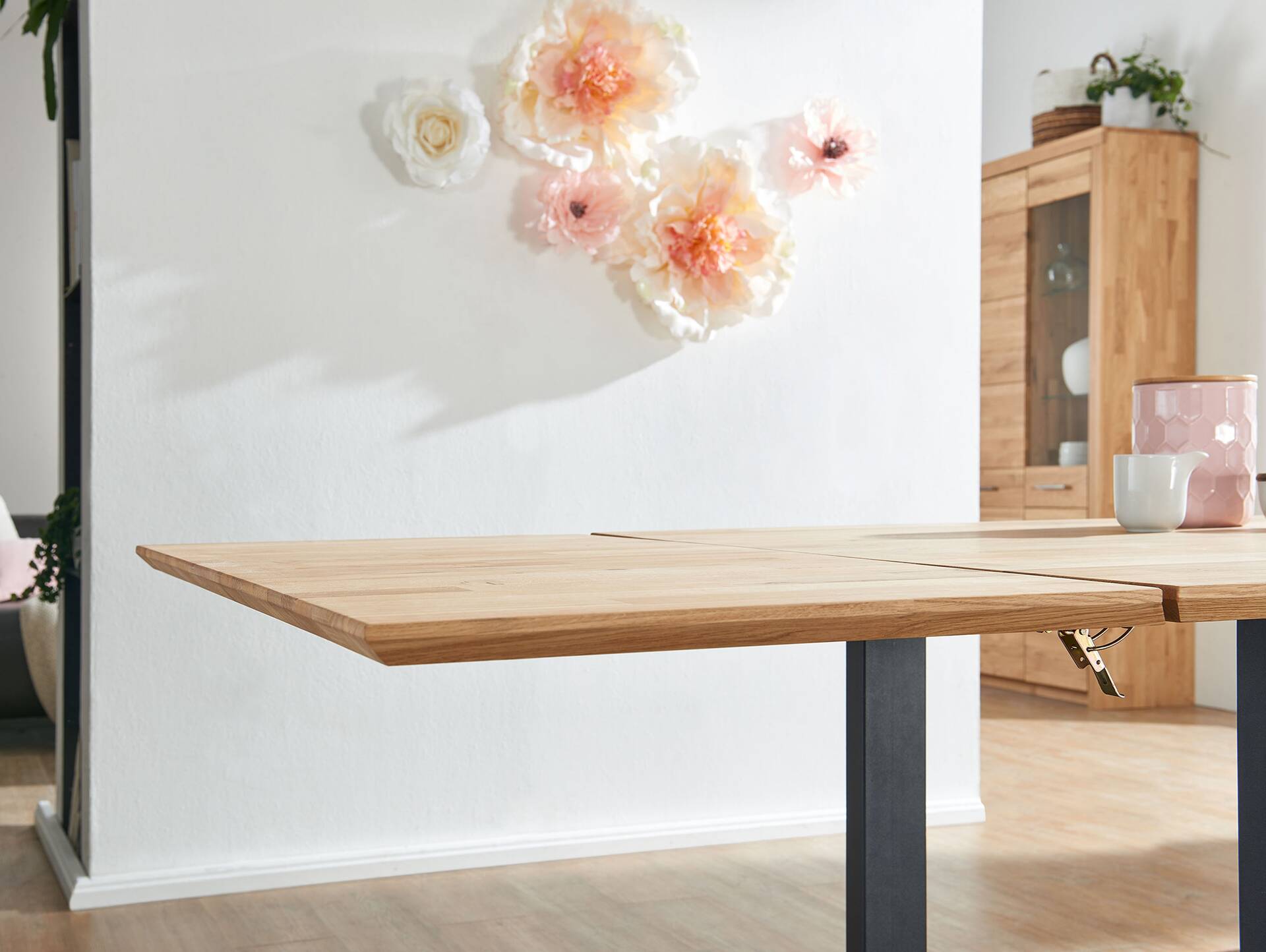 SONERO Esstisch / Ausziehtisch mit Kufenbeinen, Material Massivholz Wildeiche | 200/250x90 cm