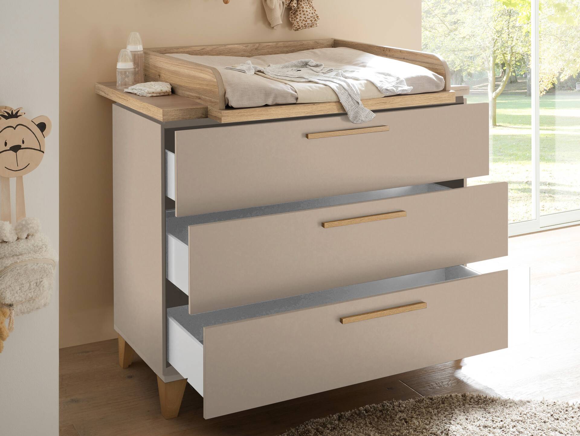 LENI Komplett-Babyzimmer, Material Spanplatte, Kaschmir/Eichefarbig 