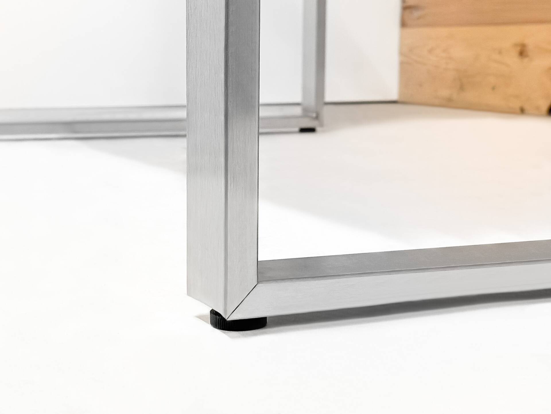 FELI Esstisch nach Maß, Material Massivholz/Edelstahl 