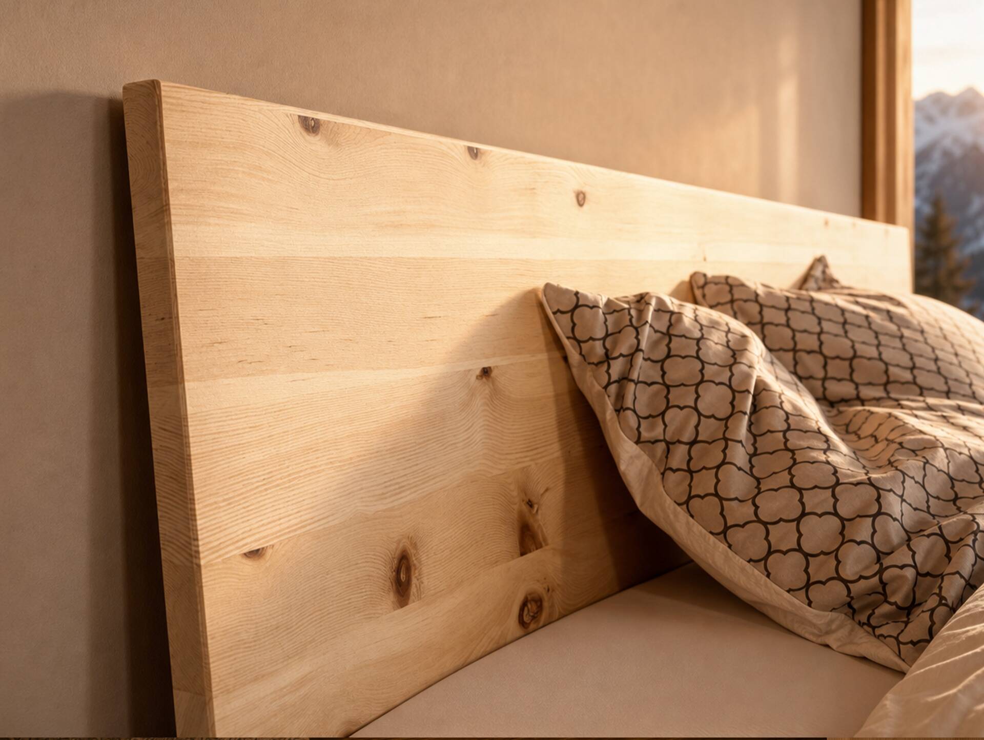 ZABINO 4-Fuß-Zirbenbett mit Kopfteil, Material Massivholz 180 x 200 cm | Zirbe unbehandelt | Standardhöhe