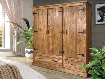 EVERGLADE Kleiderschrank, Material Massivholz, Kiefer eichefarbig 3-türig 