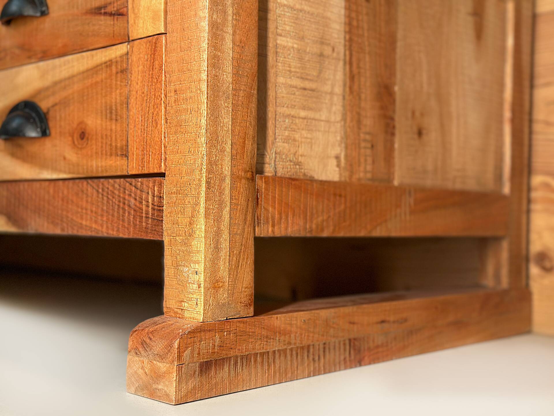 WINCHESTER TV-Board II, Material Massivholz, Mango rustikal 