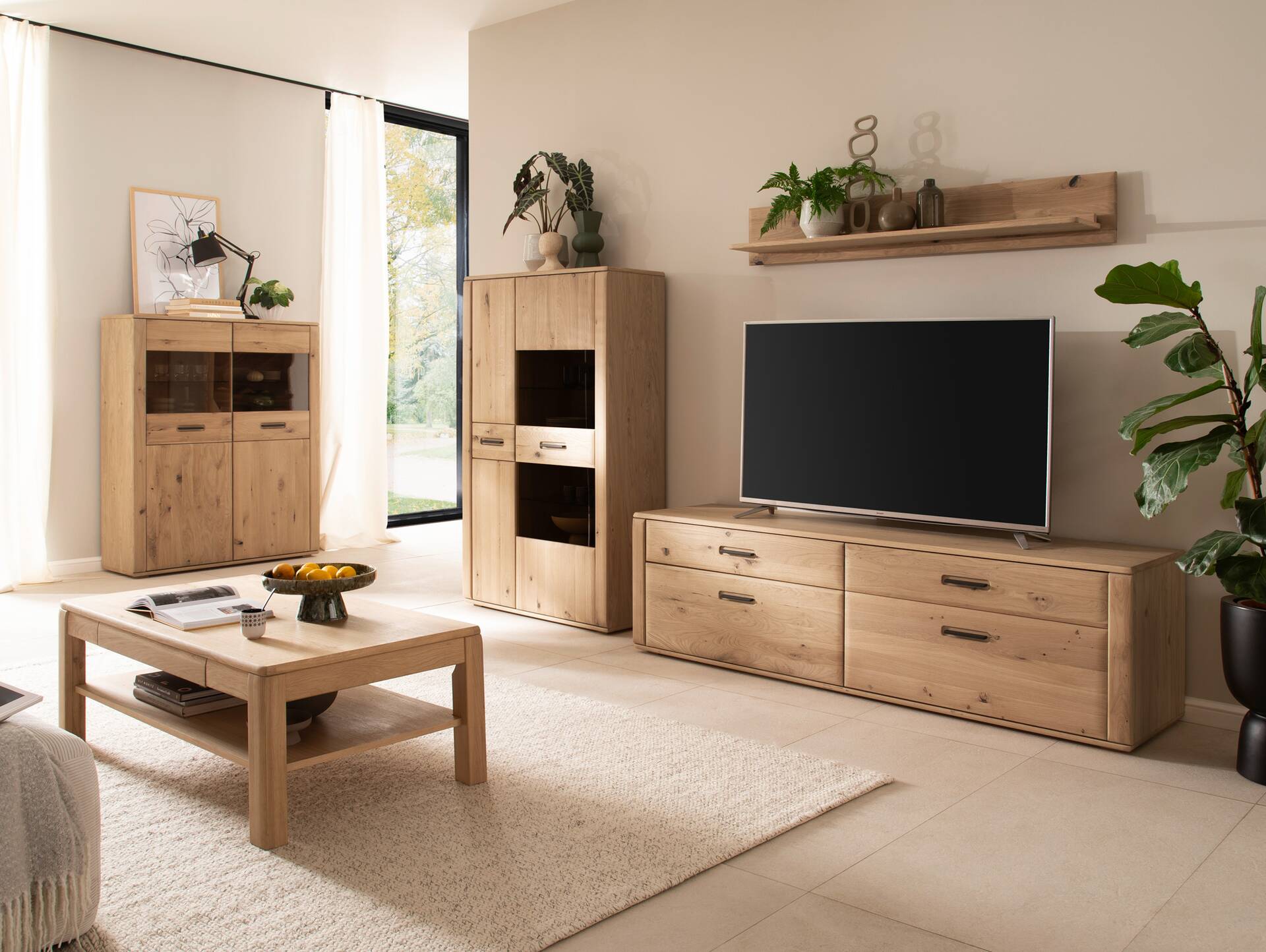 ASKARO Highboard II, Material Teilmassiv, Balkeneiche geölt 