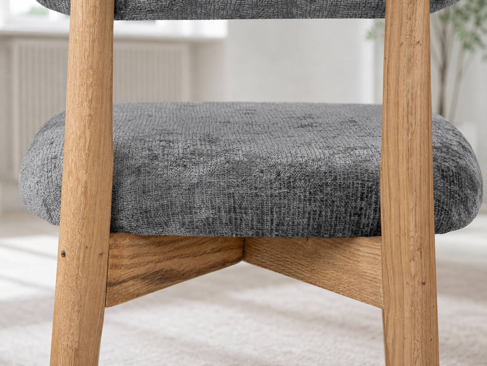 NELLI Polsterstuhl, Material Massivholz / Stoff Grau