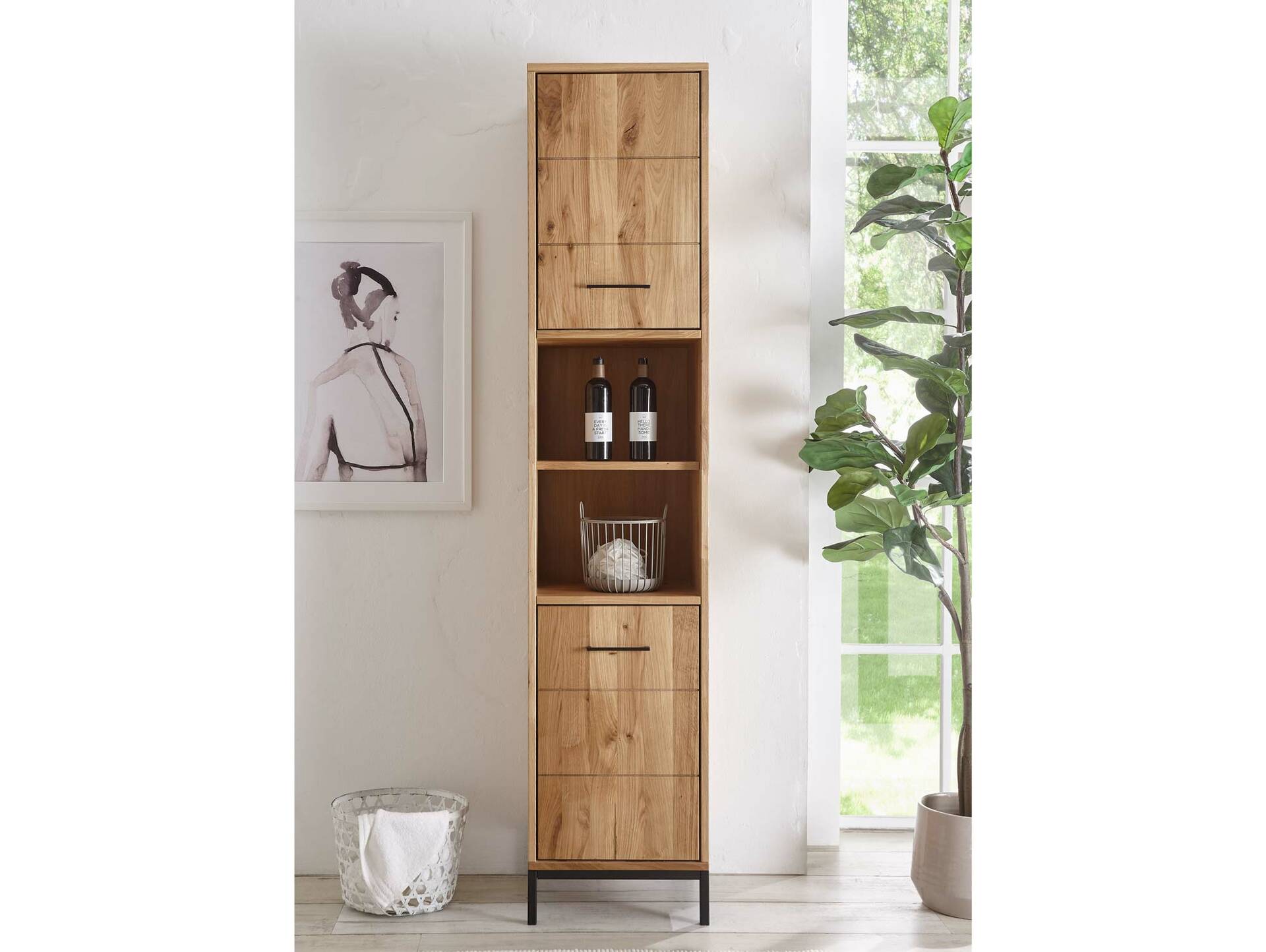 BOLTON Hochschrank I, Material Massivholz, Wildeiche geölt 