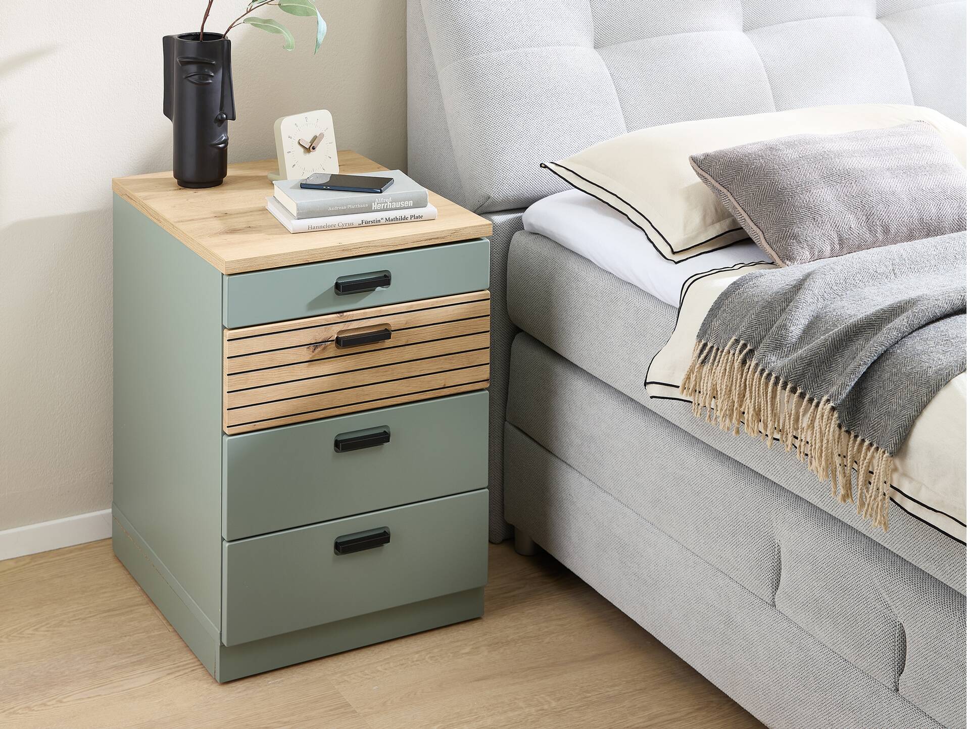 GENNY Rollcontainer, Material Dekorspanplatte Schilfgrün / Artisan Eichefarbig