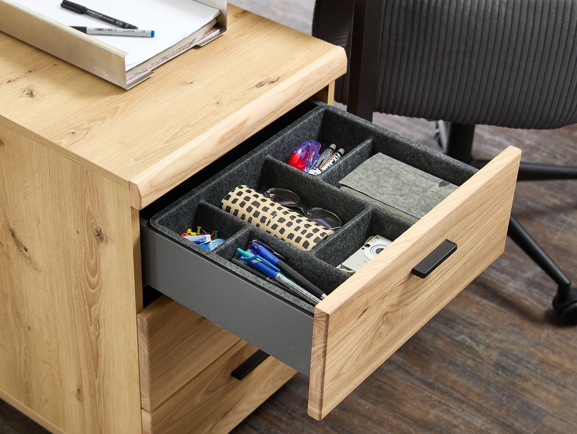 GENNY Rollcontainer, Material Dekorspanplatte Altesche massiv / Artisan Eichefarbig