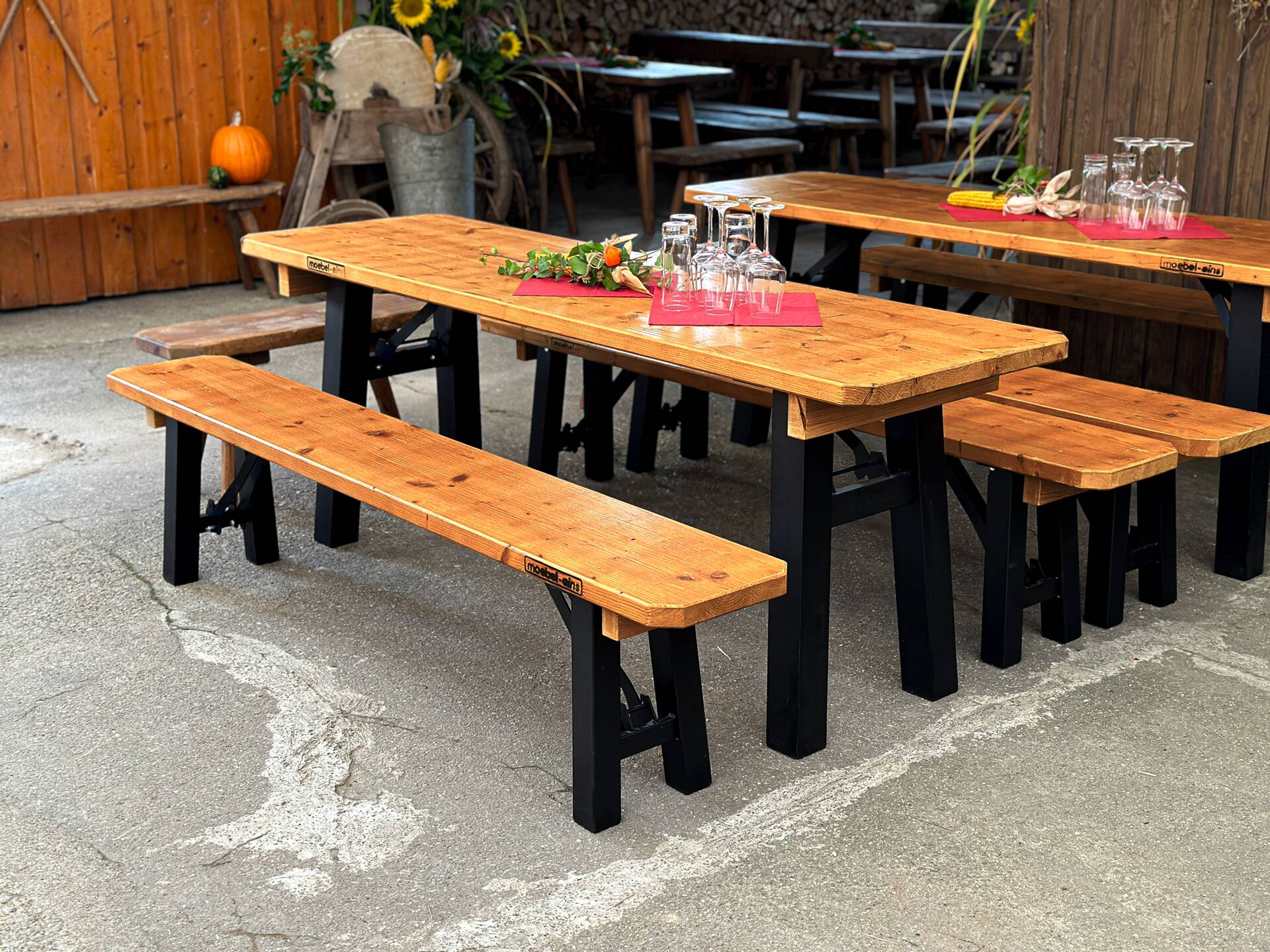 TEGERNSEE Gartentisch - klappbar, rustikale Altholzoptik, Material Massivholz/Metall, Thermo-Fichte 200 x 60 cm | Innenbereich