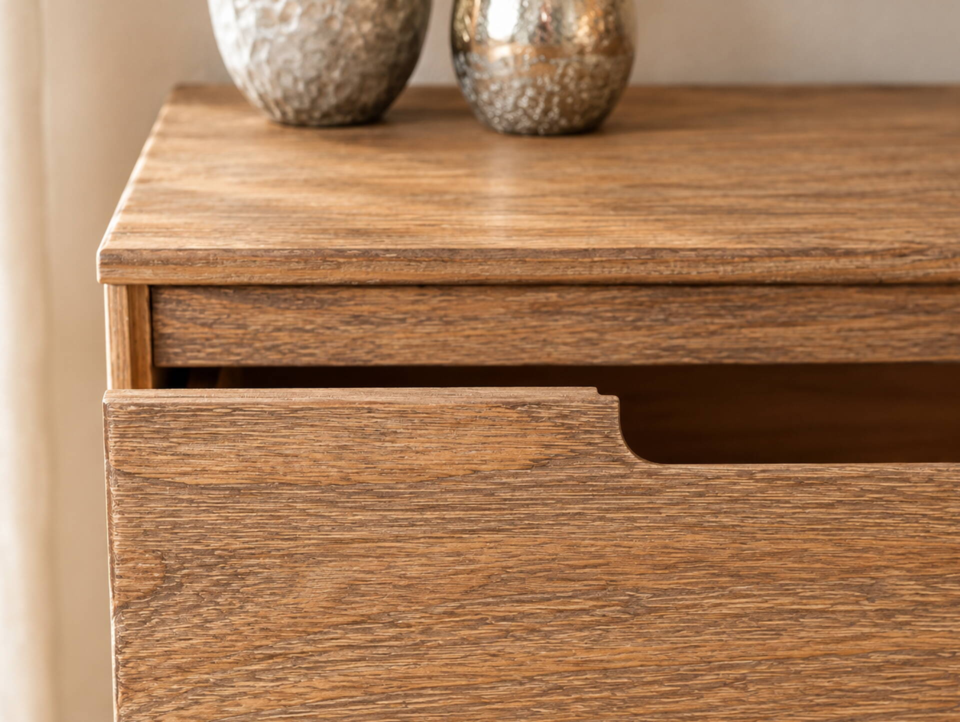 NESTRA Kommode, Material Massivholz, Kiefer eichefarbig 