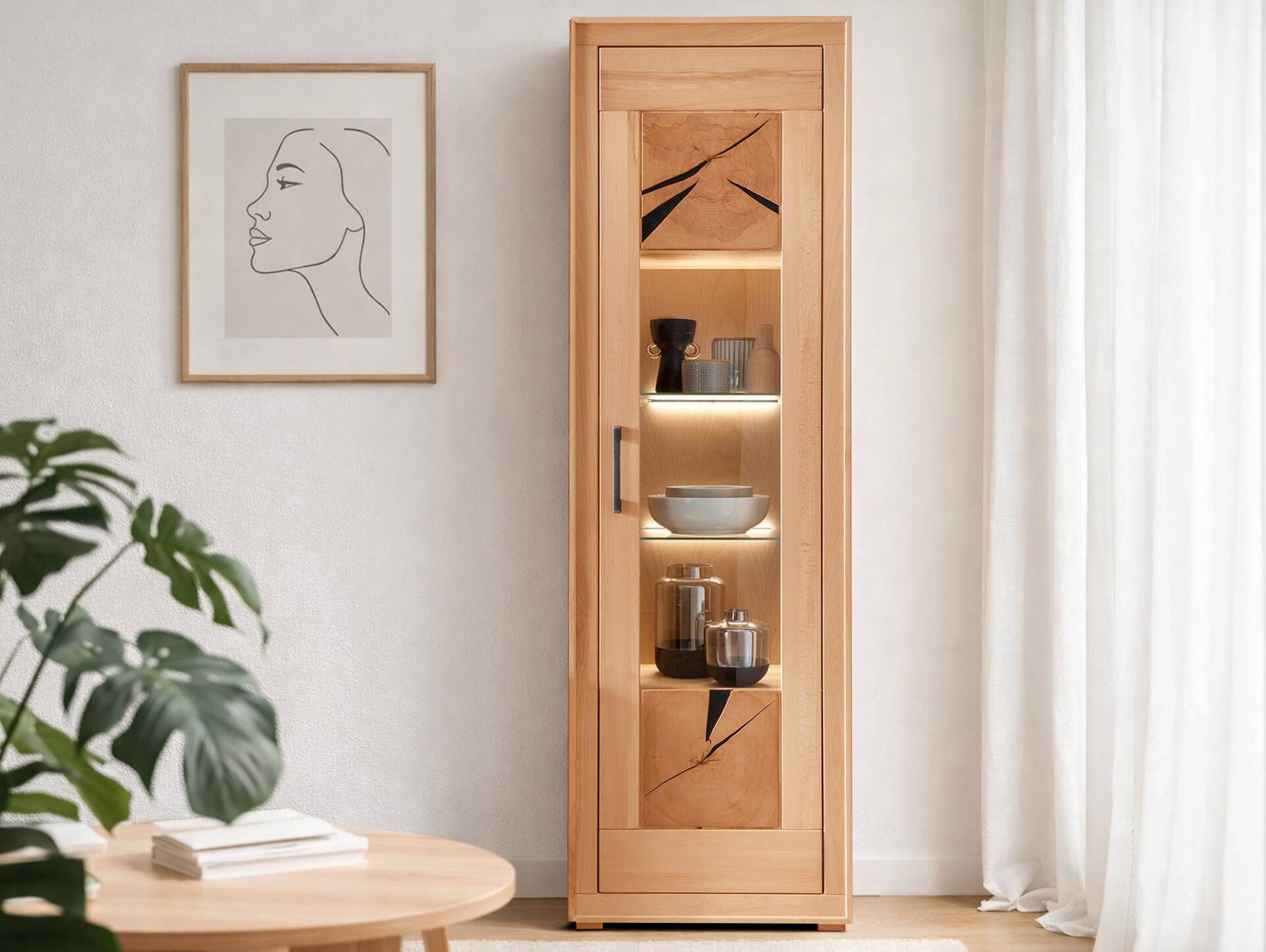 PASSERO Vitrine I, Material Massivholz, Kernbuche geölt 