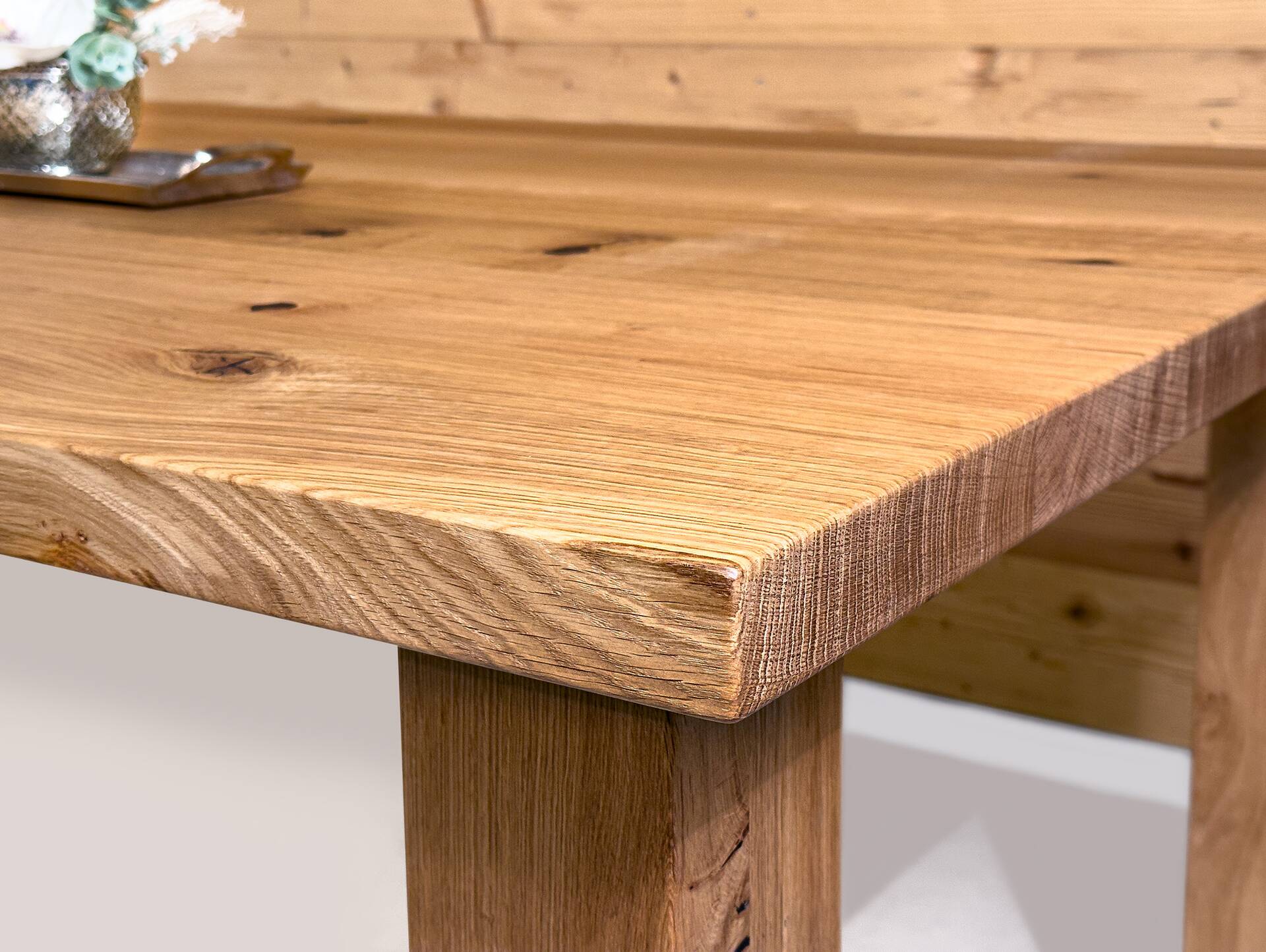 YORGI Esstisch nach Maß, Material Massivholz 