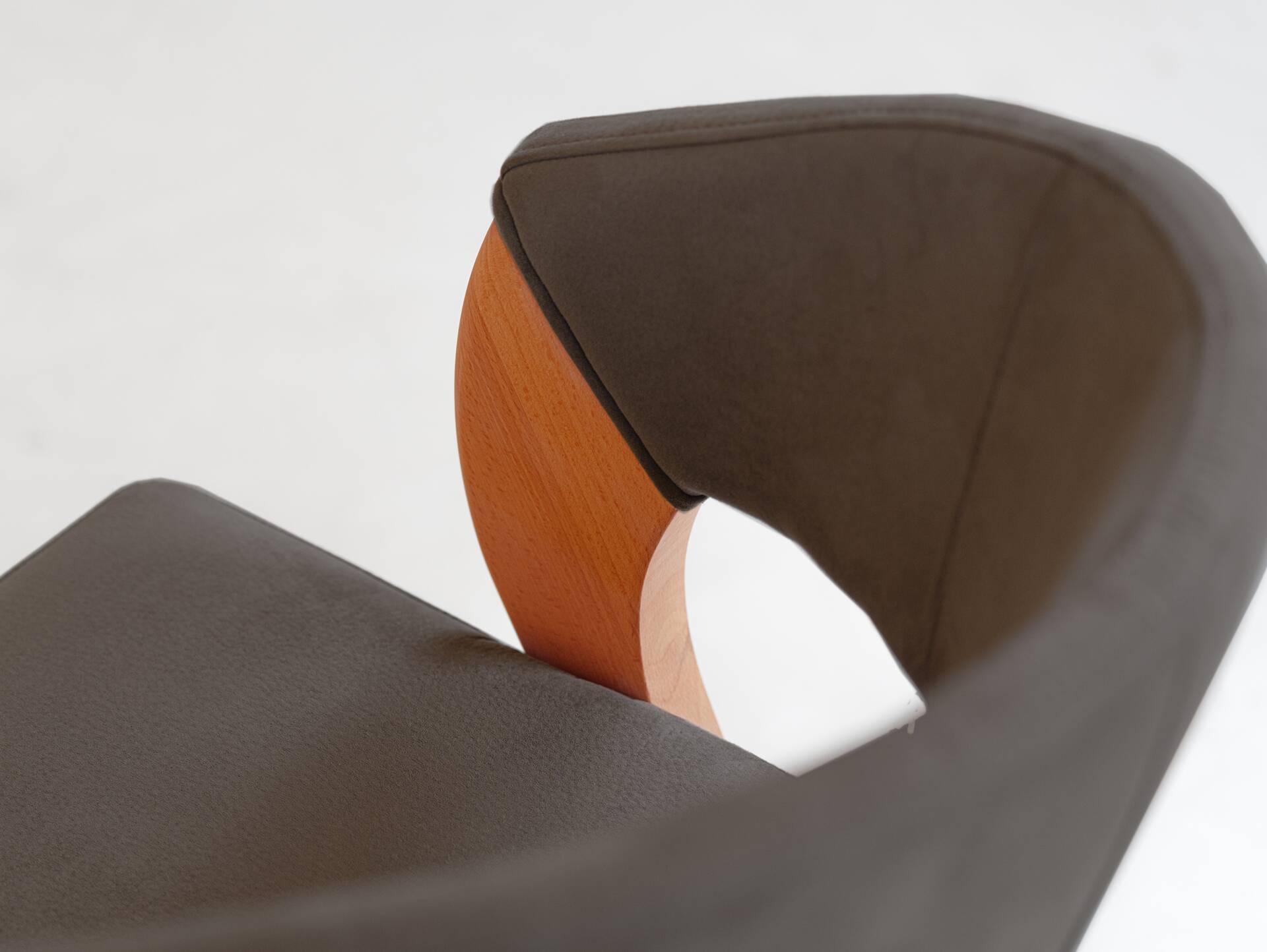 ALONA Polsterstuhl, Material Massivholz/Bezug Kunstleder Buche | espresso