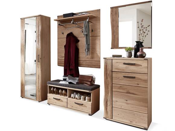 BANTY Garderobenset I, Material Teilmassiv, Wildeiche