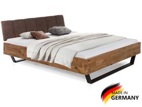 CORDINO Kufenbett aus gebürsteter Eiche mit gestepptem Stoff-Kopfteil, Material Massivholz