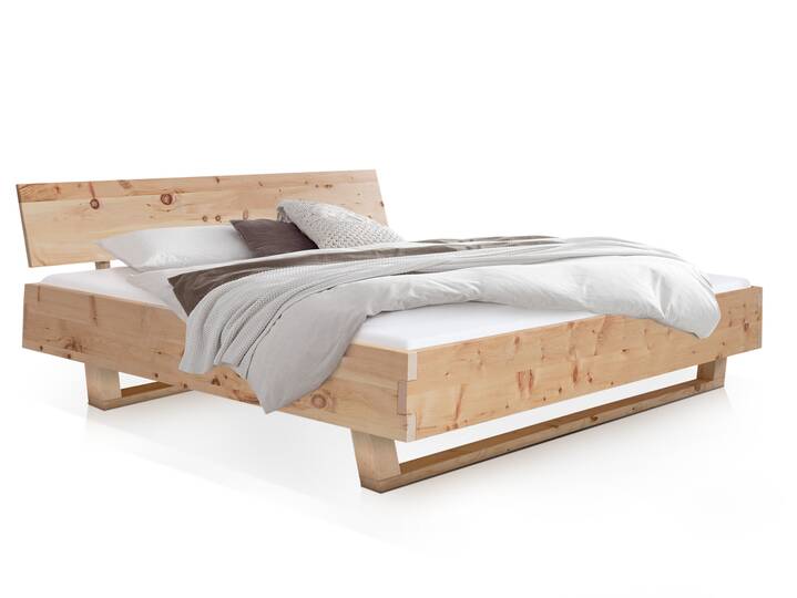 ZARUBA Holz-Kufenbett aus Zirbe, Material Massivholz, mit Kopfteil 120 x 200 cm