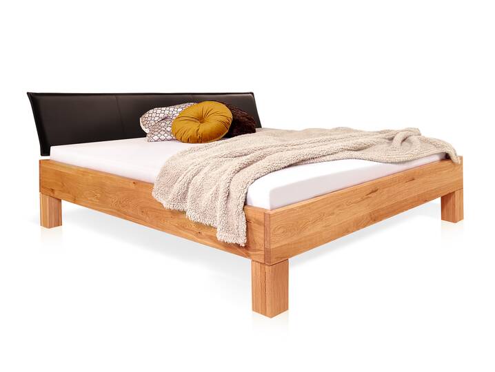 DAKONA 4-Fuß-Massivholzbett mit Polsterkopfteil 120 x 200 cm | Buche unbehandelt | Standardhöhe | Kunstleder Braun ohne Steppung