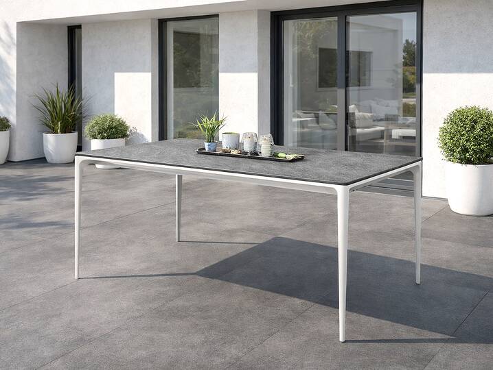 VARESE Gartentisch mit Metallgestell, HPL-Platte 