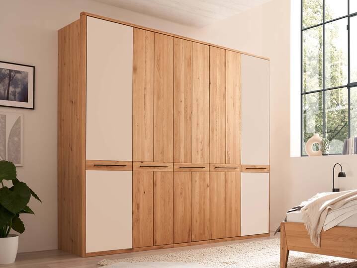 FLORENZ Kleiderschrank 5-türig, Material Teilmassiv Wildeiche/Kaschmir