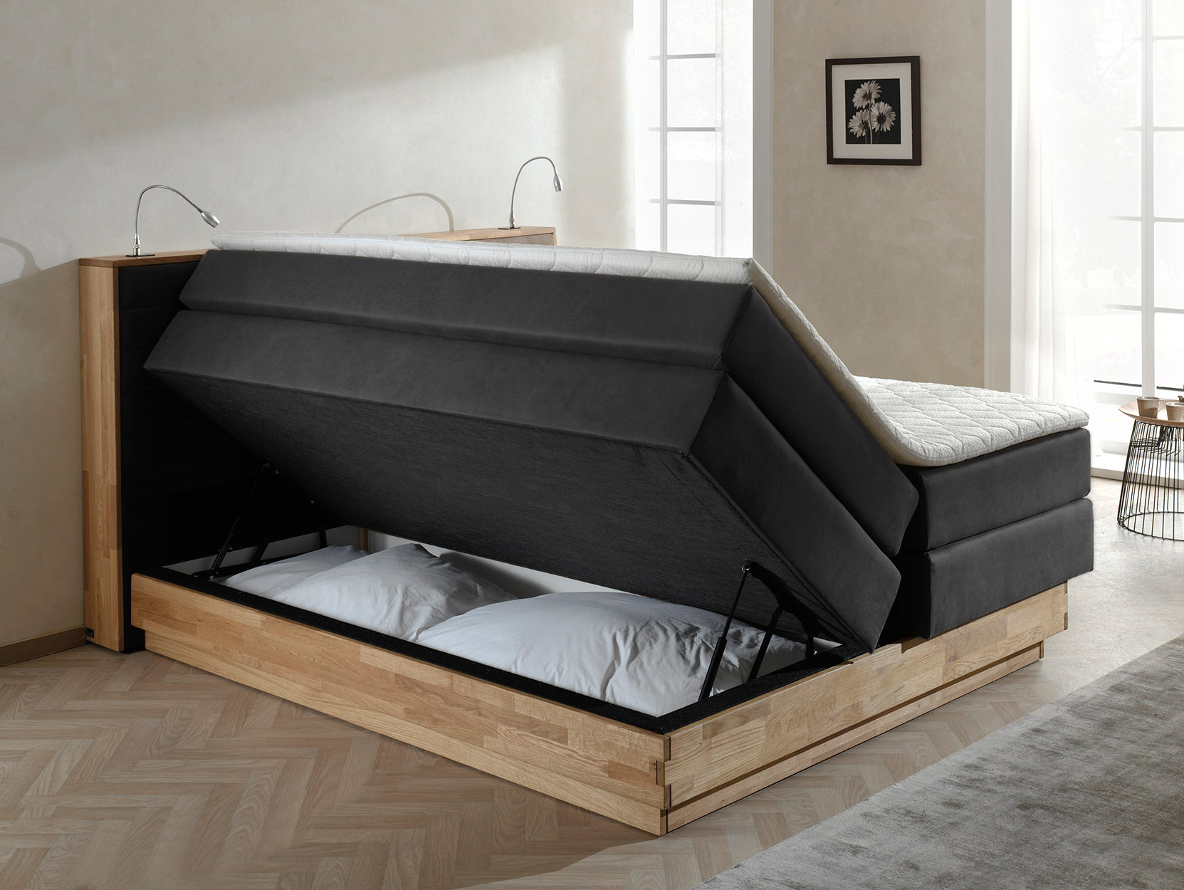 MENOTA Boxspringbett mit Bettkasten, massivem Holzrahmen und Stoffbezug