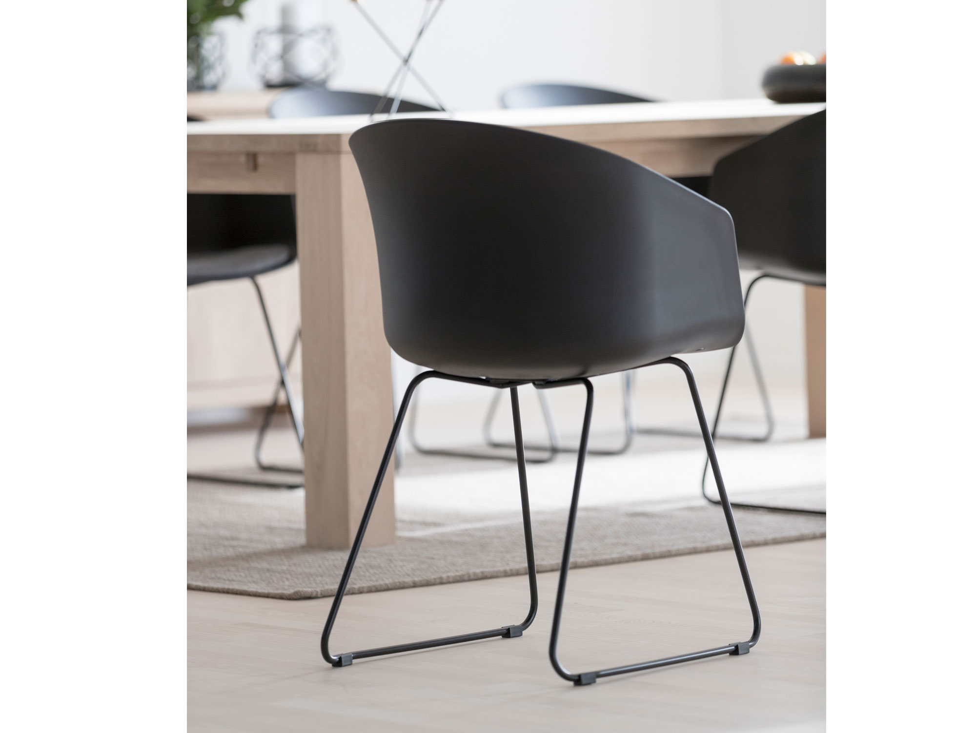 MARRY Schalenstuhl, Material Kunststoff, schwarz/grau
